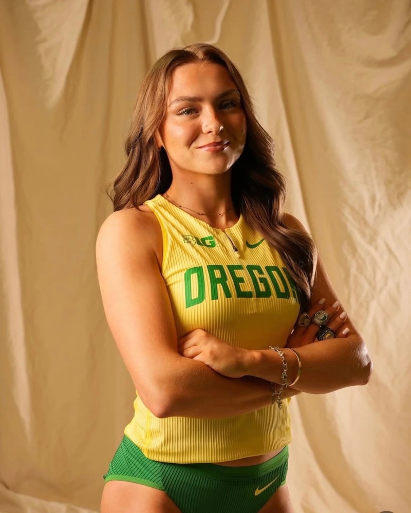 Emily Fitzsimmons, Oregon track and field